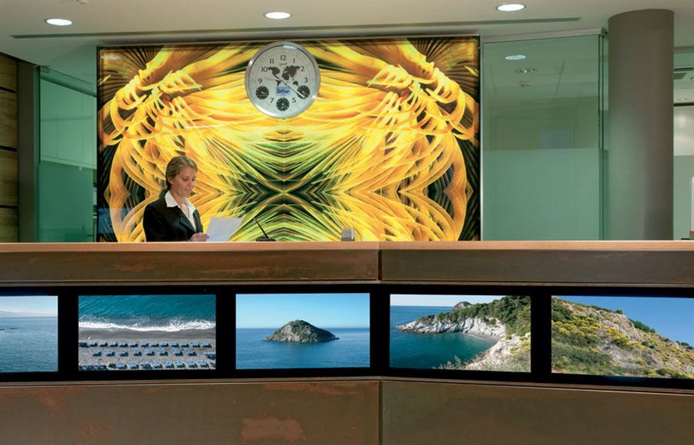 Sea Art Hotel Vado Ligure Exterior photo